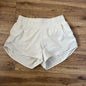 Lululemon Hotty Hot Rise Short Cloud White